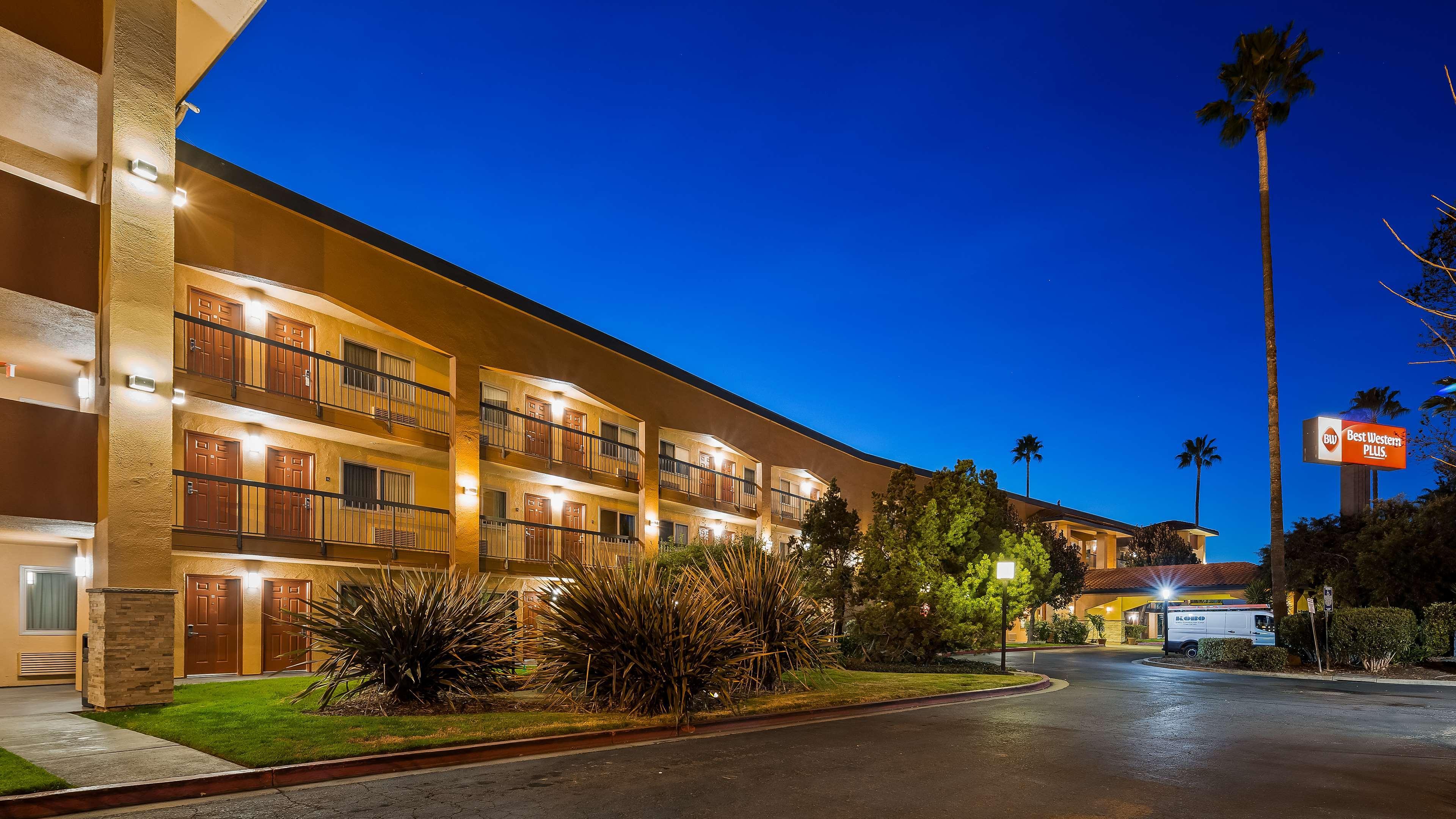 Best Western Plus Pleasanton Inn Esterno foto