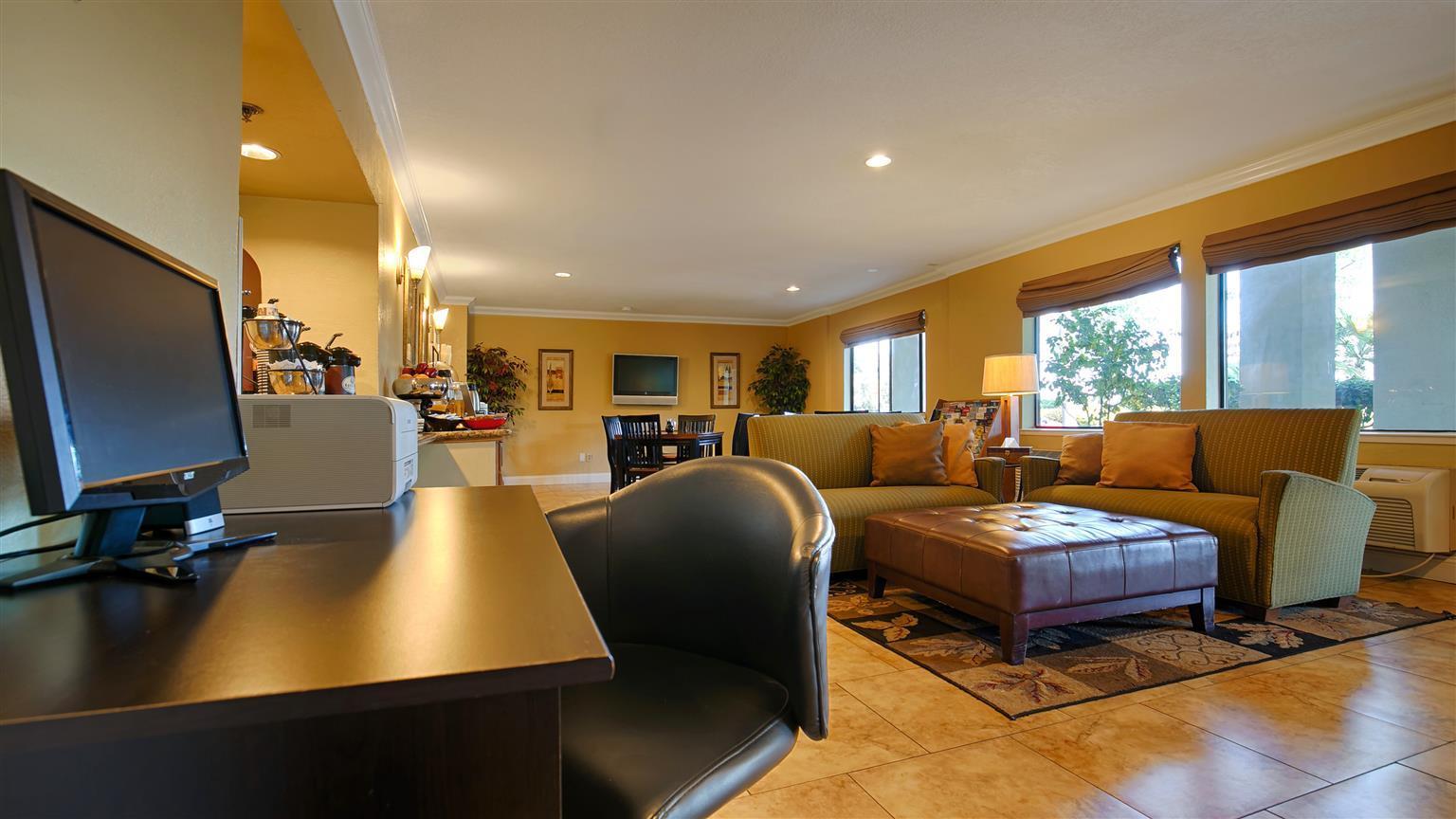 Best Western Plus Pleasanton Inn Esterno foto